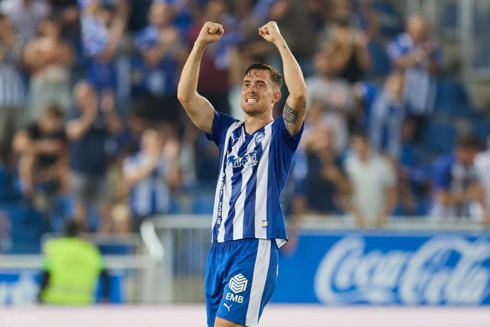 news, 阿拉维斯队, 前场右侧送