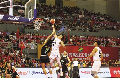 突破上篮, 苍南队开创