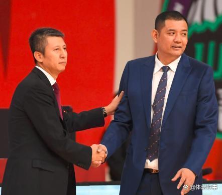 src, 巩晓彬和朱