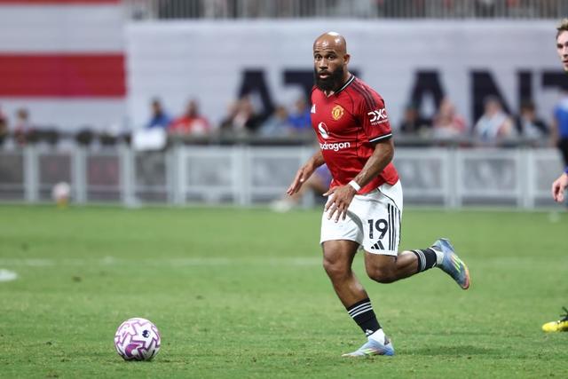 我们对他非, 主帅安德鲁