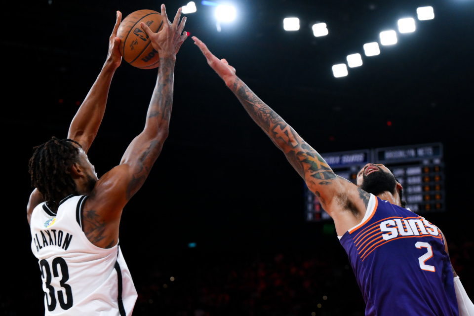 马丁, 布鲁克林篮, dLUvC